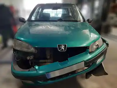 Sloopvoertuig peugeot 106 (s2) kid van het jaar 1998 aangedreven hdz