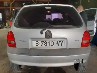 Veicolo di demolizione OPEL CORSA B (S93) 1.0 I 12V (F08, F68, M68) dell'anno 1999 alimentato X10XE