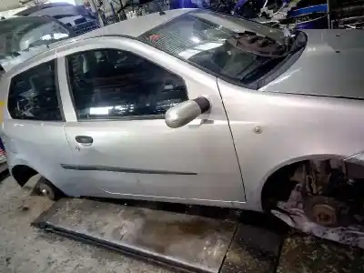 Véhicule à la ferraille FIAT PUNTO BERLINA (188) 1.2 8V Dynamic de l'année 2005 alimenté 188A4000