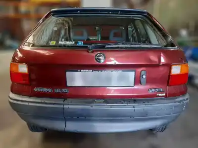 Veículo de Sucata opel astra f berlina básico do ano 1995 alimentado c16se