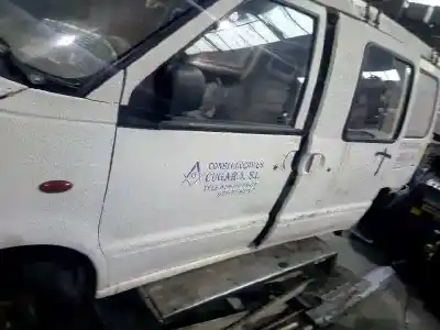 Veículo de Sucata NISSAN VANETTE CARGO Vanette Cargo Caja cerrada do ano 1999 alimentado LD23