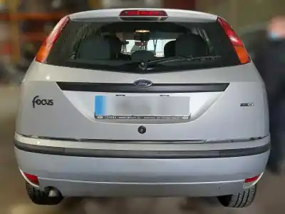 Véhicule à la ferraille ford focus berlina (cak) ghia de l'année 2003 alimenté f9da