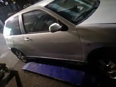 Veículo de Sucata SEAT IBIZA (6K1) Signo do ano 2000 alimentado ASV
