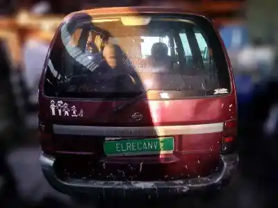 Sloopvoertuig nissan serena (c23m) 2.3 slx diesel van het jaar 2000 aangedreven ld23