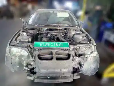 Veículo de Sucata bmw serie 3 berlina (e46) 320d do ano 2002 alimentado 204d4d