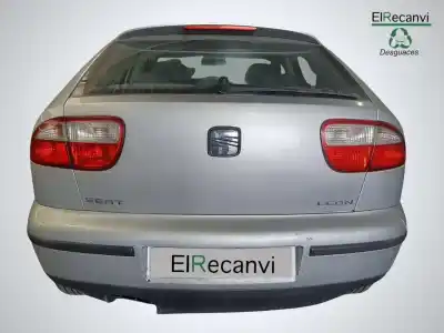 Здавання транспортного засобу seat leon (1m1) 1.6 року 2000 потужний akl