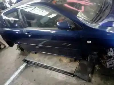 Veículo de Sucata toyota corolla (e12) 2.0 d-4d linea luna berlina do ano 2006 alimentado 1cdftv