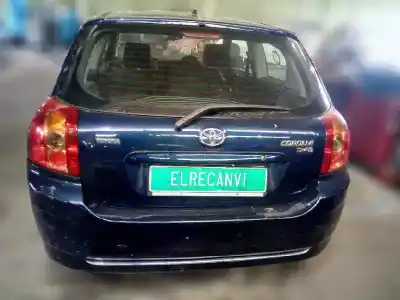 Veículo de Sucata toyota corolla (e12) 2.0 d-4d linea luna berlina do ano 2006 alimentado 1cdftv