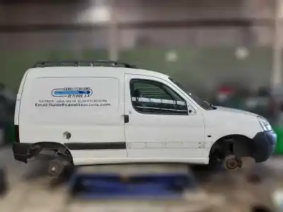 Verschrottungsfahrzeug peugeot partner (s2) combi plus des jahres 2005 angetrieben rhy