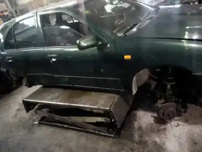 Veículo de Sucata nissan almera (n15) lx do ano 1998 alimentado cd20