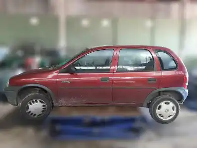 Здавання транспортного засобу opel corsa b swing року 1994 потужний c14se