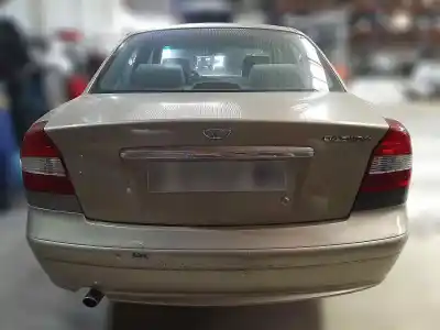 Veículo de Sucata daewoo nubira berlina classic se do ano 2000 alimentado a16dms