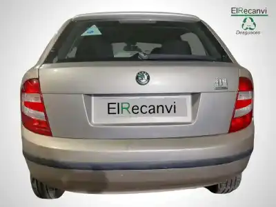 Veicolo di demolizione skoda fabia (6y2/6y3) classic dell'anno 2005 alimentato asy