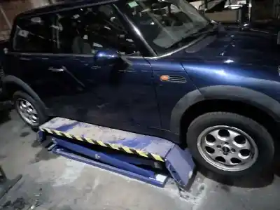 Veículo de Sucata BMW MINI (R50,R53) Cooper do ano 2004 alimentado W10B16A