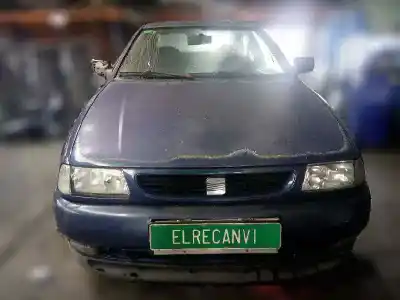 Veicolo di demolizione seat cordoba berlina (6k2) sxe dell'anno 2001 alimentato ahu