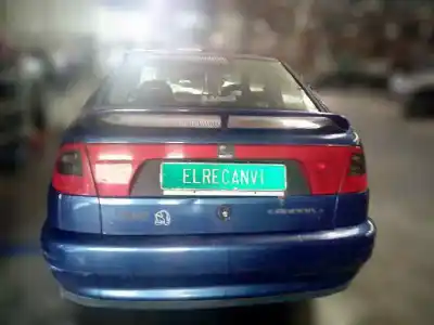 Veicolo di demolizione seat cordoba berlina (6k2) sxe dell'anno 2001 alimentato ahu