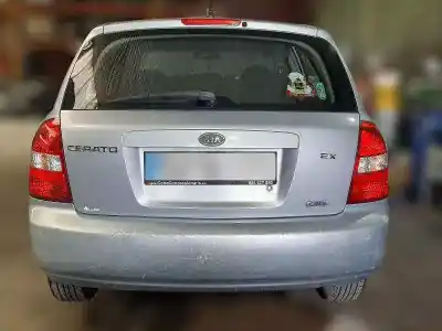 Veículo de Sucata KIA CERATO 2.0 EX CRDi Familiar do ano 2006 alimentado D4EA