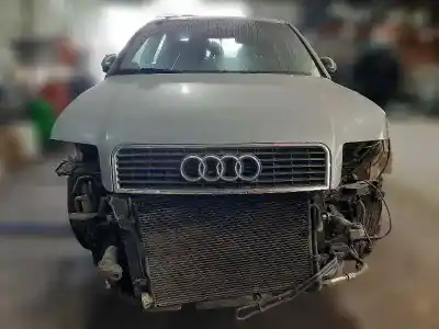 Veículo de Sucata AUDI A4 BERLINA (8E) 1.9 TDI do ano 2005 alimentado 