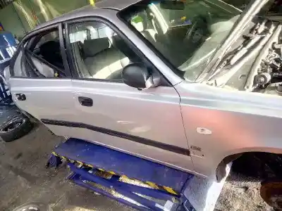 Veículo de Sucata hyundai accent (lc) l crdi do ano 2003 alimentado d3ea