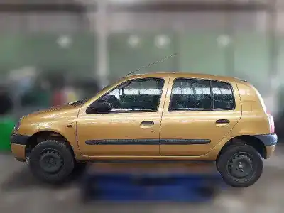 Здавання транспортного засобу renault clio ii fase i (b/cbo) 1.2 16v alize 80 cv / 59 kw року 2000 потужний f9q
