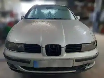 Здавання транспортного засобу seat leon (1m1) 1.9 tdi року 2002 потужний asv