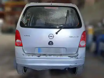 Sloopvoertuig opel agila básico van het jaar 2001 aangedreven x12xe