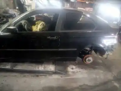 Veículo de Sucata BMW SERIE 3 COMPACT (E46) 318ti do ano 2002 alimentado N46B20A