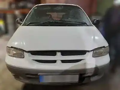 Verschrottungsfahrzeug CHRYSLER VOYAGER (GS) 2.5 TD SE 116 CV / 85 KW des Jahres 1998 angetrieben 425CLIRSX