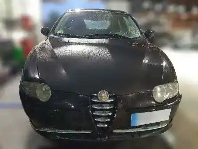 Véhicule à la ferraille ALFA ROMEO 147 (190) 1.6 16V CAT de l'année 2003 alimenté AR32104