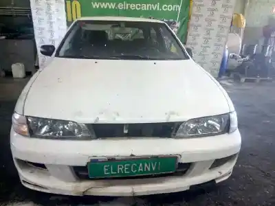 Veículo de Sucata nissan almera (n15) gx do ano 1998 alimentado ga14