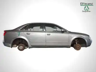 Veicolo di demolizione AUDI A4 BERLINA (8E) 2.5 V6 24V TDI CAT (AYM) dell'anno 2001 alimentato AYM