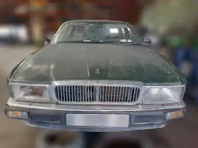Vehicul casat jaguar xj6/12 3.2 cat al anului 1988 alimentat 