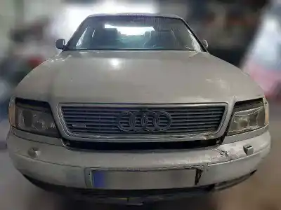 Здавання транспортного засобу audi a8 (d2) 4.2 v8 40v року 1997 потужний 