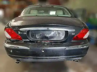 Scrapping Vehicle jaguar x-type 3.0 v6 classic of the year 2014 powered ajv6