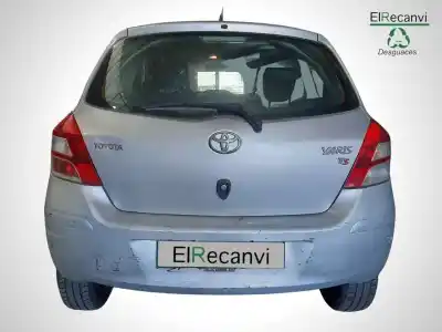 Veicolo di demolizione toyota yaris ts dell'anno 2010 alimentato 1ndtv