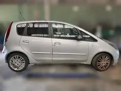 Verschrottungsfahrzeug MITSUBISHI COLT BERLINA 5 (Z30A) 1.5 DI-D Instyle (D) 95 CV / 70 KW des Jahres 2008 angetrieben OM639