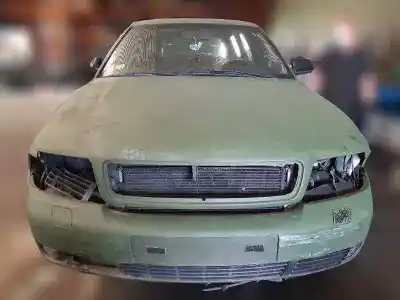 Sloopvoertuig audi a4 avant (8e) 2.5 tdi (114kw) van het jaar 2002 aangedreven aym