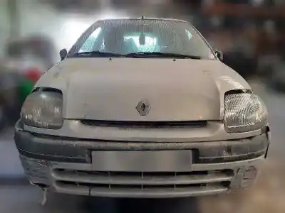 Здавання транспортного засобу renault clio ii fase i (b/cbo) 1.2 року 1998 потужний d7f