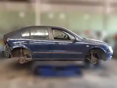 Здавання транспортного засобу seat leon (1m1) 1.6 року 2001 потужний akl