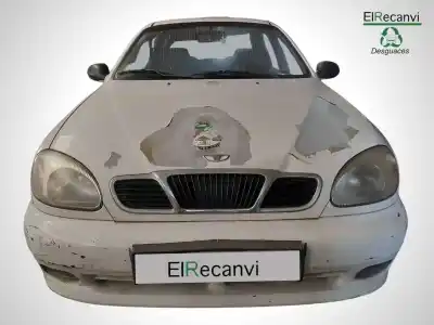 Veículo de Sucata daewoo lanos hurricane do ano 2002 alimentado a16dms
