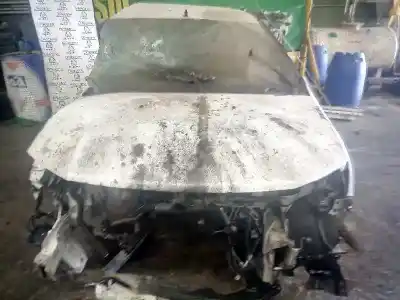 Scrapping Vehicle dacia sandero básico of the year 2001 powered d4f732