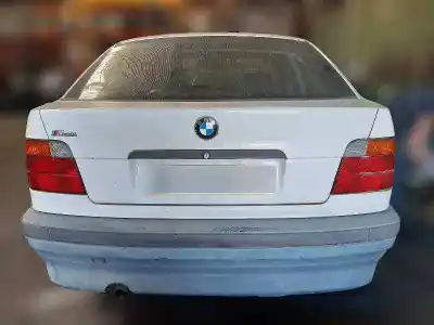 Veículo de Sucata BMW SERIE 3 COMPACTO (E36) 316i do ano 1994 alimentado 164E2