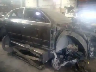 Veículo de Sucata AUDI A4 BERLINA (8E) 2.0 TDI 16V (103kW) do ano 2005 alimentado BLB