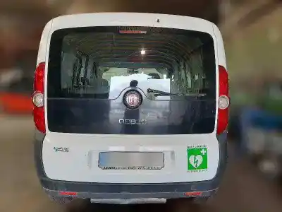 Veículo de Sucata FIAT DOBLO My Doblo 120 CV / 88 KW do ano 2013 alimentado 198A4000