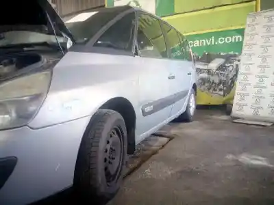 Здавання транспортного засобу renault espace iv (jk0) authentique року 2001 потужний f9q6