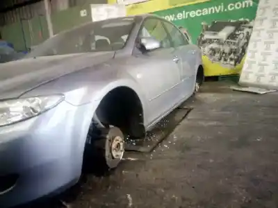 Véhicule à la ferraille MAZDA 6 BERLINA (GG) 2.0 CRTD 136 Sportive de l'année 2005 alimenté RF5C