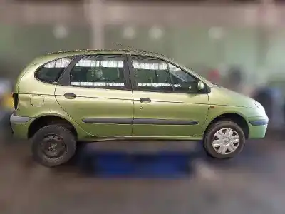 Scrapping Vehicle renault scenic (ja..) 1.6 16v authentique (ja0b/11) of the year 2001 powered k4m