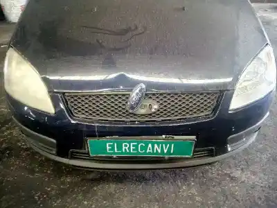 Здавання транспортного засобу ford focus c-max (cap) trend (d) року 2004 потужний g8da