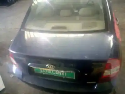 Veículo de Sucata kia cerato 2.0 ex crdi berlina do ano 2004 alimentado d4ea