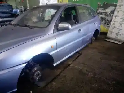 Veículo de Sucata kia rio ipanema berlina do ano 2003 alimentado a3d